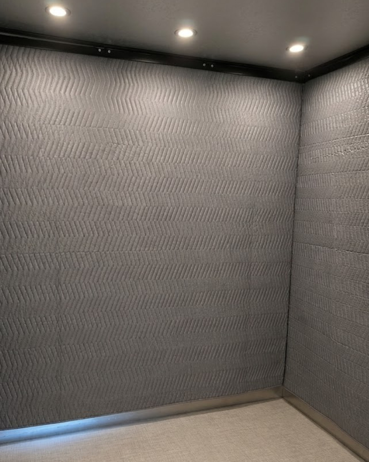 Elevator protection pads